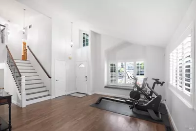 331 Bridgeport Court, Vacaville, CA 95687 - Photo 8