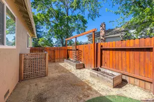 331 Bridgeport Ct, Vacaville, CA 95687 - Photo 52