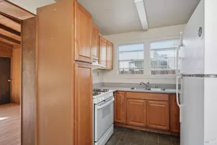 819 Center St, Healdsburg, CA 95448 - Photo 4