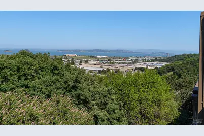 132 Tiburon Boulevard, San Rafael, CA 94901 - Photo 22