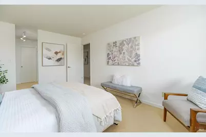 132 Tiburon Boulevard, San Rafael, CA 94901 - Photo 12