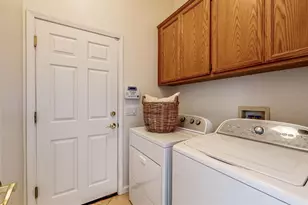 1916 Falcon Ridge Dr, Petaluma, CA 94954 - Photo 26