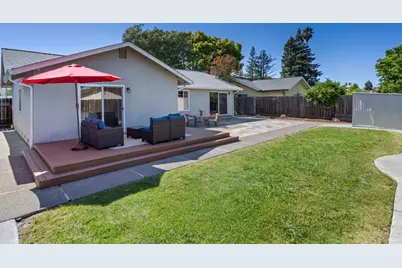 3886 Klamath Way, Napa, CA 94558 - Photo 16