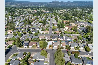 3886 Klamath Way, Napa, CA 94558 - Photo 20