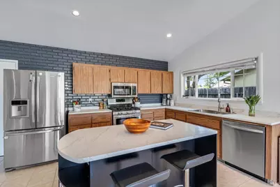 3886 Klamath Way, Napa, CA 94558 - Photo 8