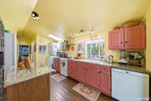 7 Marin Rd, Fairfax, CA 94930 - Photo 28