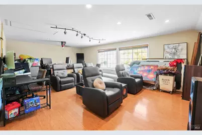 5260 San Luis Avenue, Santa Rosa, CA 95409 - Photo 36