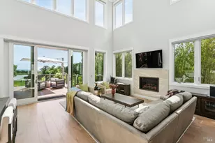 4990 Lakepointe Cir, Santa Rosa, CA 95403 - Photo 10