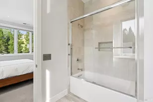 4990 Lakepointe Cir, Santa Rosa, CA 95403 - Photo 52