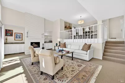 37 Greenside Way, San Rafael, CA 94901 - Photo 2