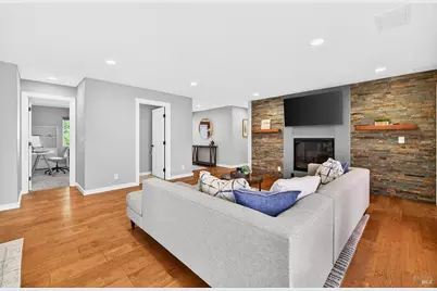 4720 Granada Drive, Santa Rosa, CA 95409 - Photo 6