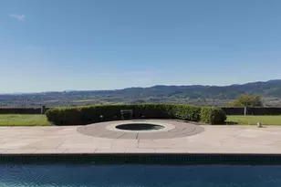 177 Ridge Dr, Napa, CA 94558 - Photo 2