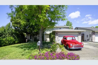 868 Holly Avenue, Rohnert Park, CA 94928 - Photo 2