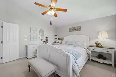 501 Canyon Oak Drive, Vacaville, CA 95688 - Photo 52