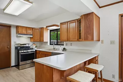 929 Helen Avenue, Ukiah, CA 95482 - Photo 8