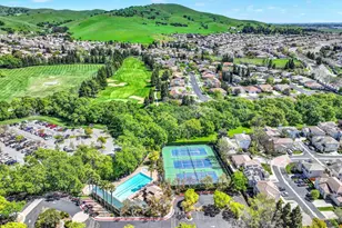 1315 Fullerton Dr, Fairfield, CA 94533 - Photo 40