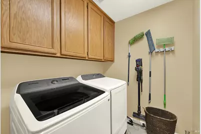 1315 Fullerton Drive, Fairfield, CA 94533 - Photo 32