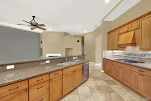 1315 Fullerton Dr, Fairfield, CA 94533 - Photo 16
