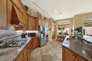 1315 Fullerton Dr, Fairfield, CA 94533 - Photo 12