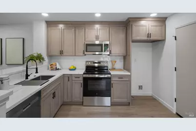 873 Knights Circle, Vallejo, CA 94591 - Photo 8