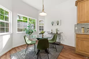 983 Liberty Dr, Napa, CA 94559 - Photo 18