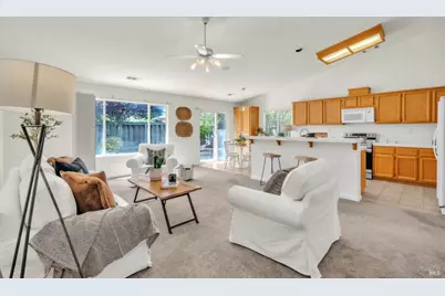 3211 Avenido Del Lago Way, Fairfield, CA 94533 - Photo 4