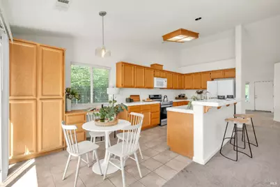 3211 Avenido Del Lago Way, Fairfield, CA 94533 - Photo 8