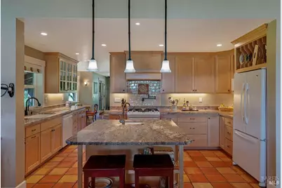 655 W Grant Street, Healdsburg, CA 95448 - Photo 10