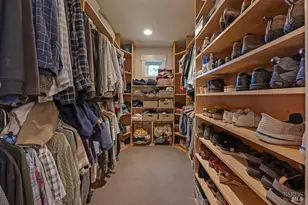 655 W Grant St, Healdsburg, CA 95448 - Photo 24