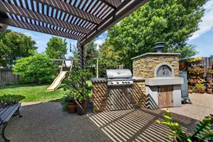 653 Windsor Dr, Benicia, CA 94510 - Photo 24