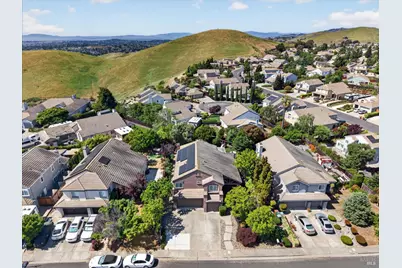 653 Windsor Drive, Benicia, CA 94510 - Photo 2