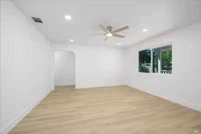 131 Beard Street, Vacaville, CA 95688 - Photo 4