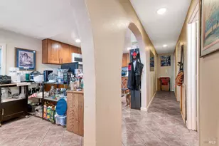 1128 Chester St, Oakland, CA 94607 - Photo 34