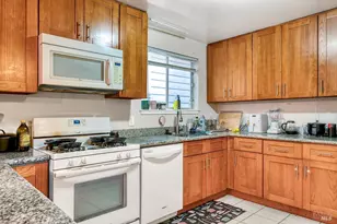 1128 Chester St, Oakland, CA 94607 - Photo 10