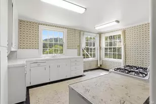 8 Lawrence Dr, Novato, CA 94945 - Photo 12