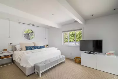 704 Las Colindas Road, San Rafael, CA 94903 - Photo 20