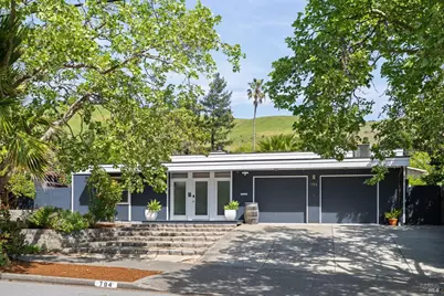 704 Las Colindas Road, San Rafael, CA 94903 - Photo 2