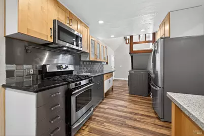 2541 Monterey Avenue, Martinez, CA 94553 - Photo 22