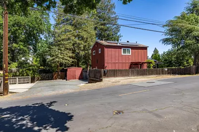 2541 Monterey Avenue, Martinez, CA 94553 - Photo 64