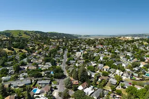 2541 Monterey Ave, Martinez, CA 94553 - Photo 76