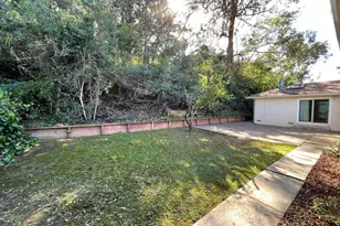 12 Lawrence Dr, Novato, CA 94945 - Photo 38