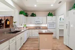 215 Albany St, Cloverdale, CA 95425 - Photo 14