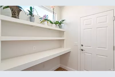 215 Albany Street, Cloverdale, CA 95425 - Photo 16