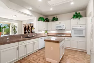 215 Albany St, Cloverdale, CA 95425 - Photo 12