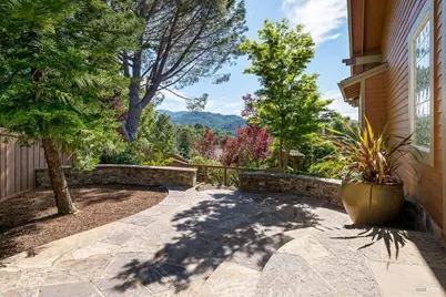 39 Tomahawk Drive, San Anselmo, CA 94960 - Photo 32