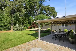 1053 Broadmoor Dr, Napa, CA 94558 - Photo 2