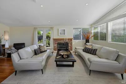 1053 Broadmoor Drive, Napa, CA 94558 - Photo 10