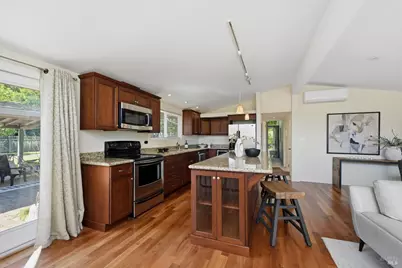 1053 Broadmoor Drive, Napa, CA 94558 - Photo 14