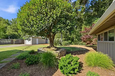 1053 Broadmoor Drive, Napa, CA 94558 - Photo 28