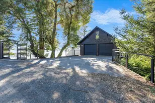 3100 Muniz Ranch Rd, Jenner, CA 95450 - Photo 6
